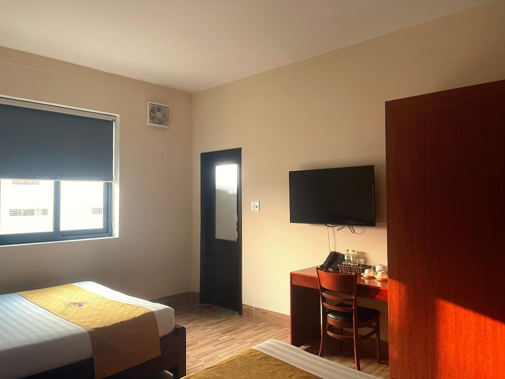 Khach San Hoa Binh Quang Tri Hotel Dong Ha Exterior foto